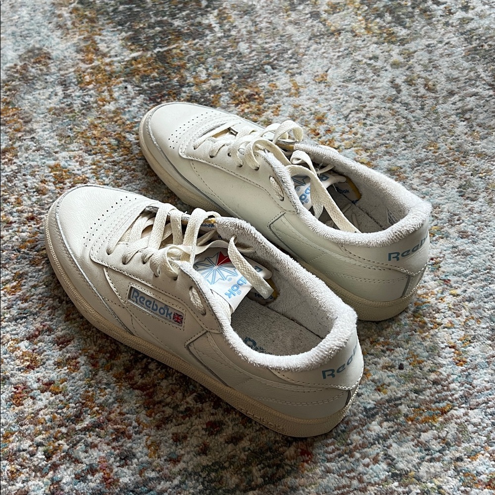Women’s Reebok — Cream/Off-White